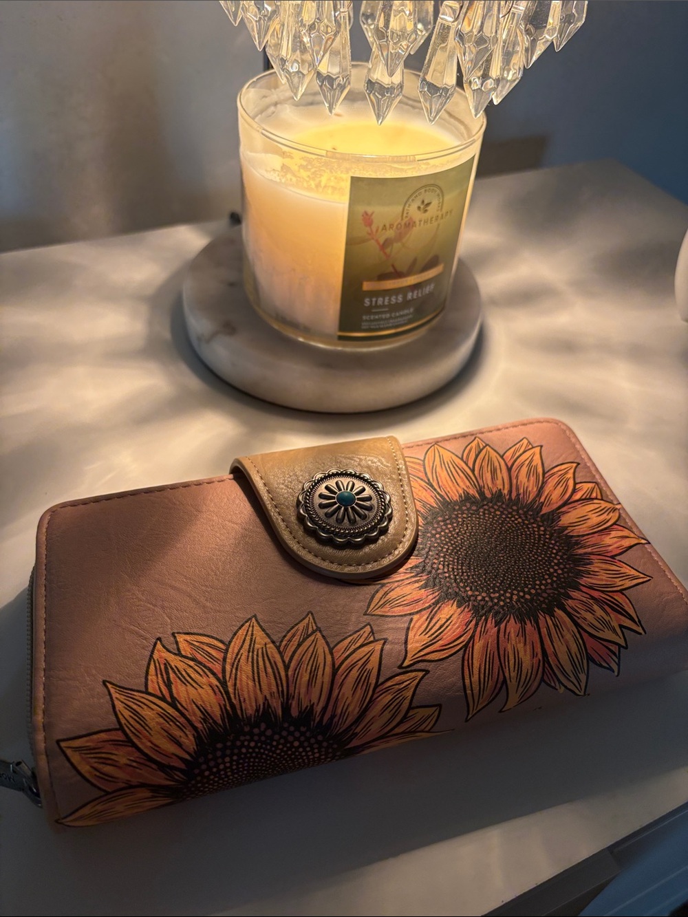 MONTANA WEST VINTAGE SUNFLOWER ZIPPER WALLET - Picture 2 of 7